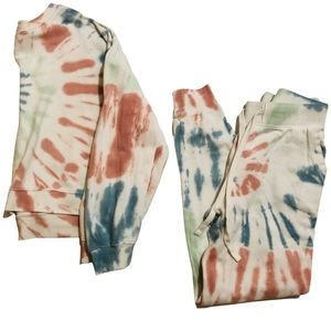 Z Supply Tie-Dye Sweatshirt & Joggers Set in Rust, Blue & Mint